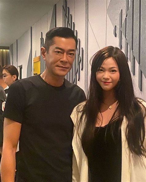李龍基 .